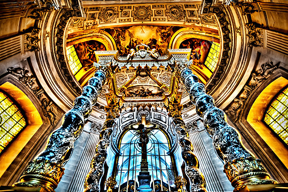 Les Invalides Altar